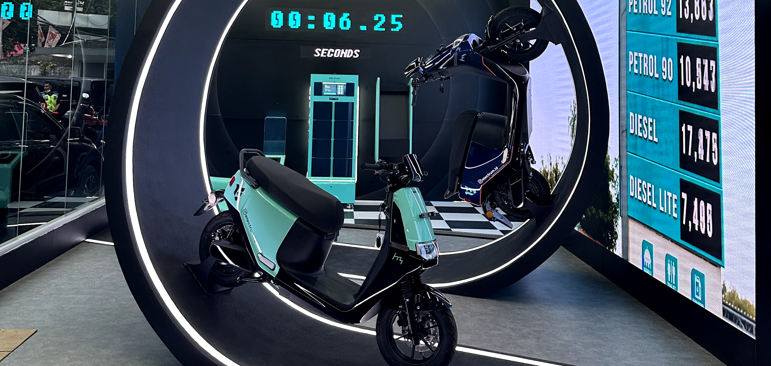 Showroom and Service Center